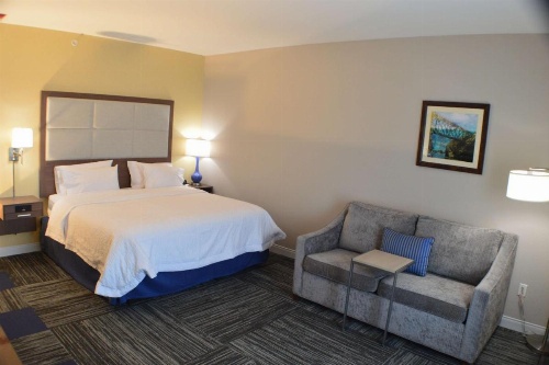 Hampton Inn By Hilton Lockport, NY image 12